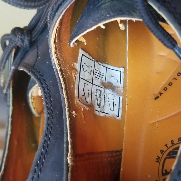 Black Leather Timberland Shoes - Picture 6 of 9